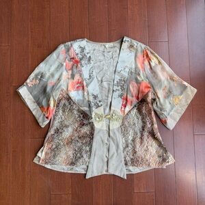 Vintage Floral Kimono Blouse‎ - Gray and Red